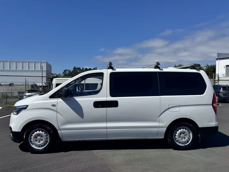 2021 Hyundai iLoad Crdi NZ NEW ONE OWNER, photo 3