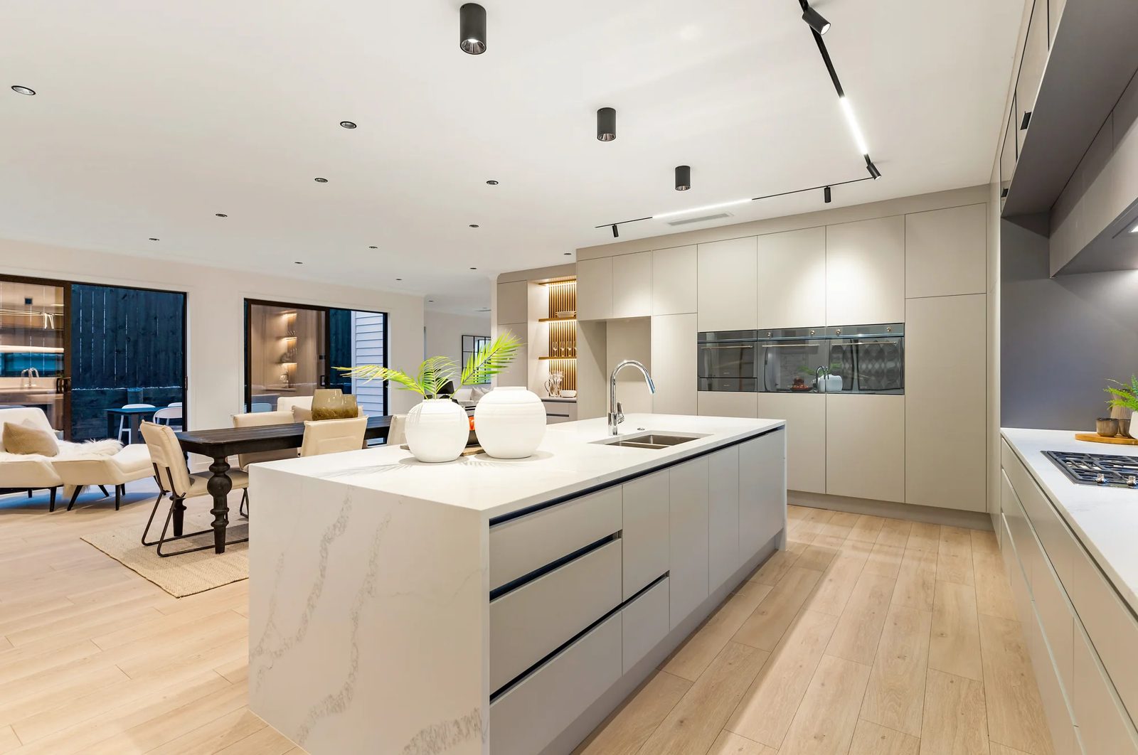 6 Luff Place, Long Bay, photo 12