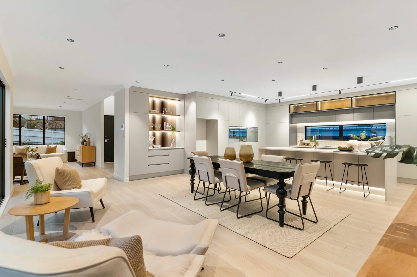 6 Luff Place, Long Bay, photo 10