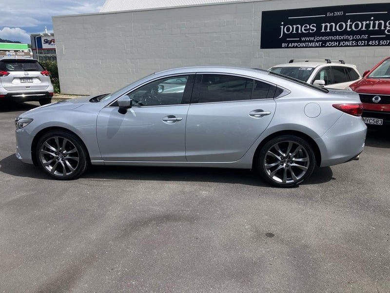 2017 Mazda Atenza, photo 2