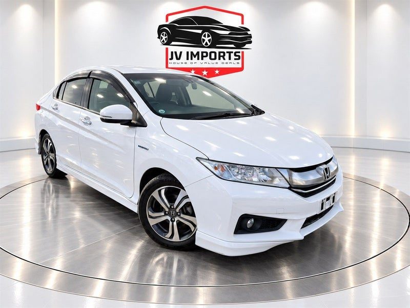 2015 Honda GRACE Hybrid EX Top Spec with Body Kit