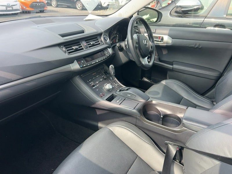 2012 Lexus CT 200h VERSION L / LEATHER SEATS, photo 3