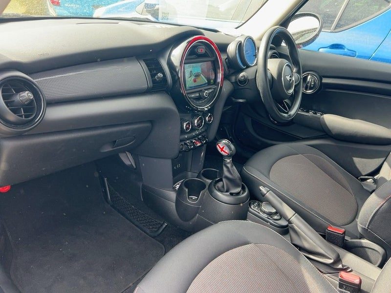 2017 MINI Cooper NEW SHAPE, photo 3