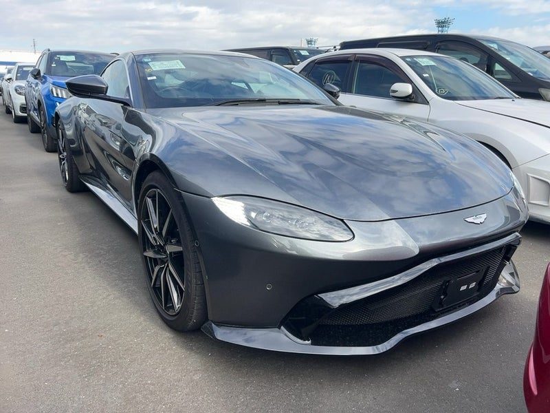 2019 Aston Martin Vantage COUPE V8