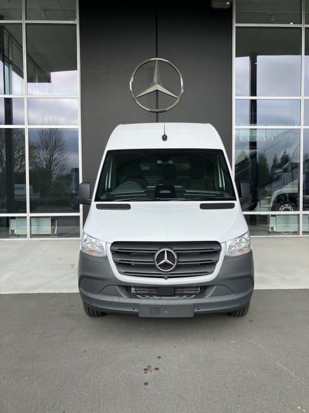 2026 Mercedes-Benz Sprinter 315 MWB, photo 2