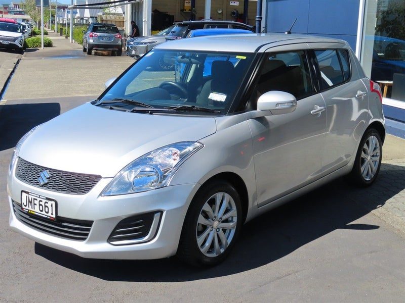 2015 Suzuki Swift GL+ AUTO, photo 2