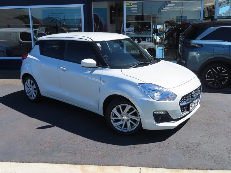 2023 Suzuki Swift GL AUTO
