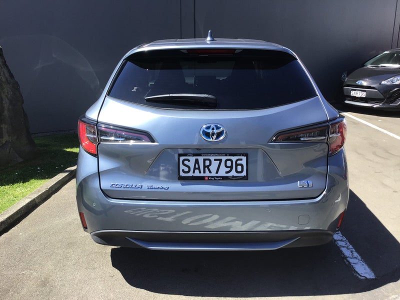 2021 Toyota Corolla 1.8 Hybrid S Touring, photo 3