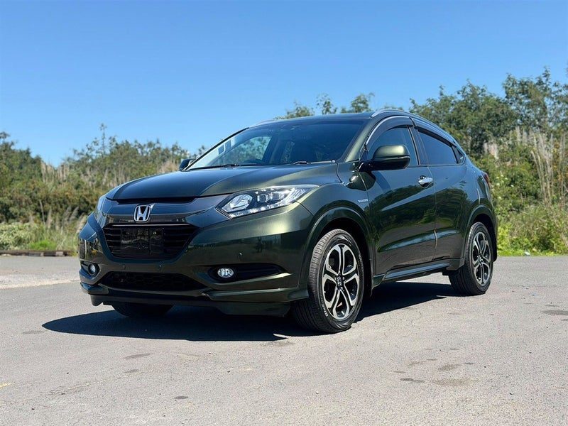 2015 Honda Vezel HYBRID Z !! LEATHER SEATS !!