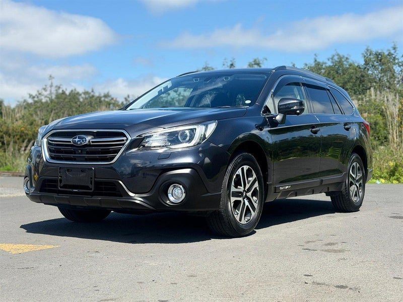 2017 Subaru Outback AWD !! HEATED SEATS !!