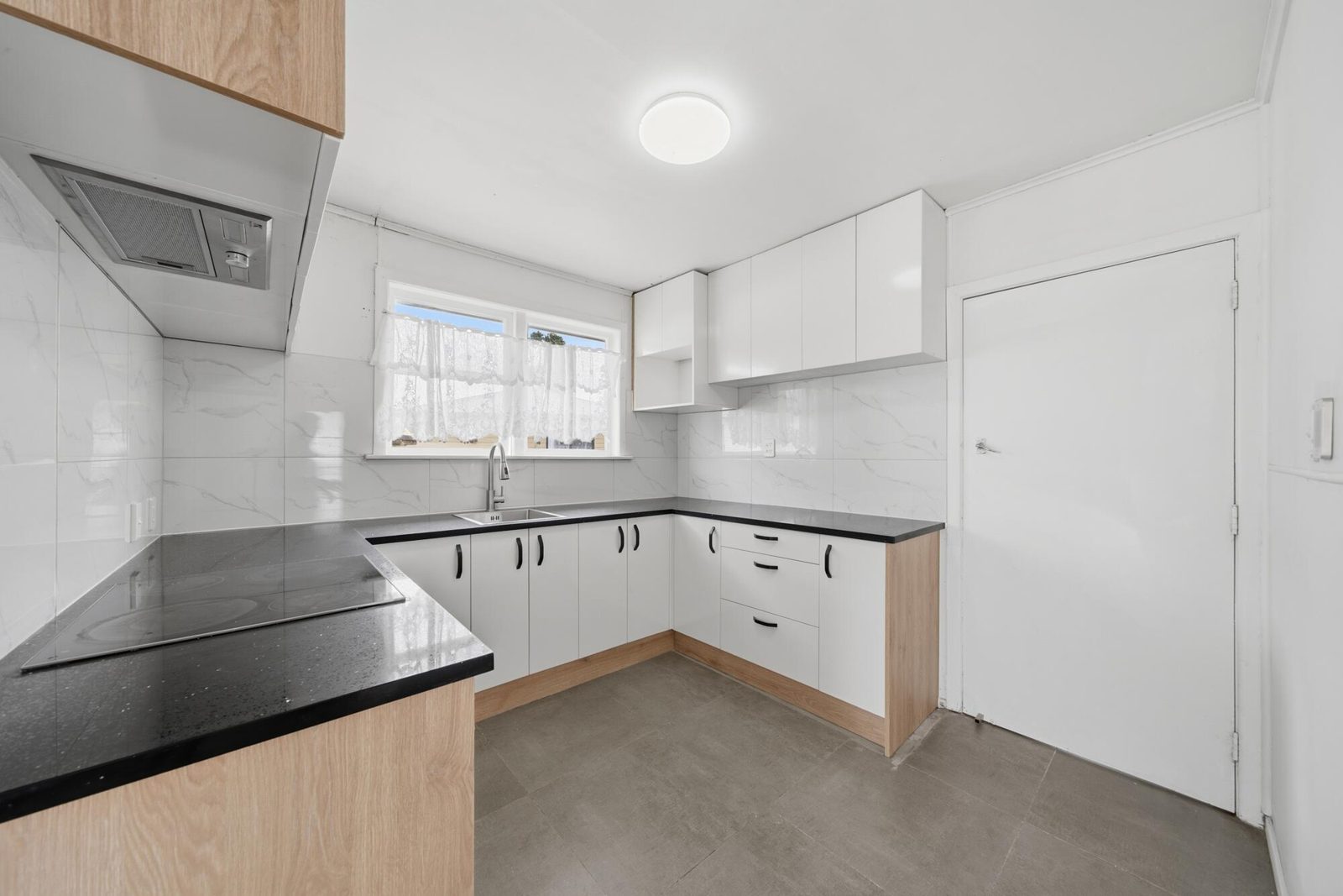 14B Ivon Road, Otara, photo 6