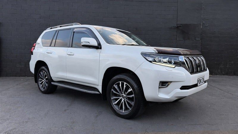 2022 Toyota Land Cruiser Prado VX Limited, photo 2