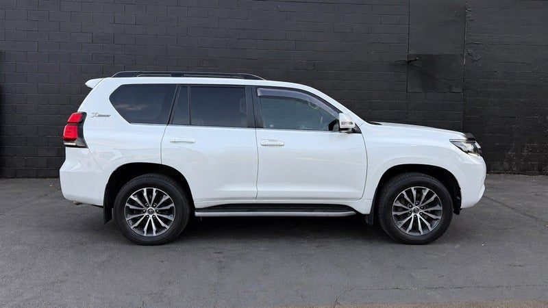 2022 Toyota Land Cruiser Prado VX Limited, photo 3