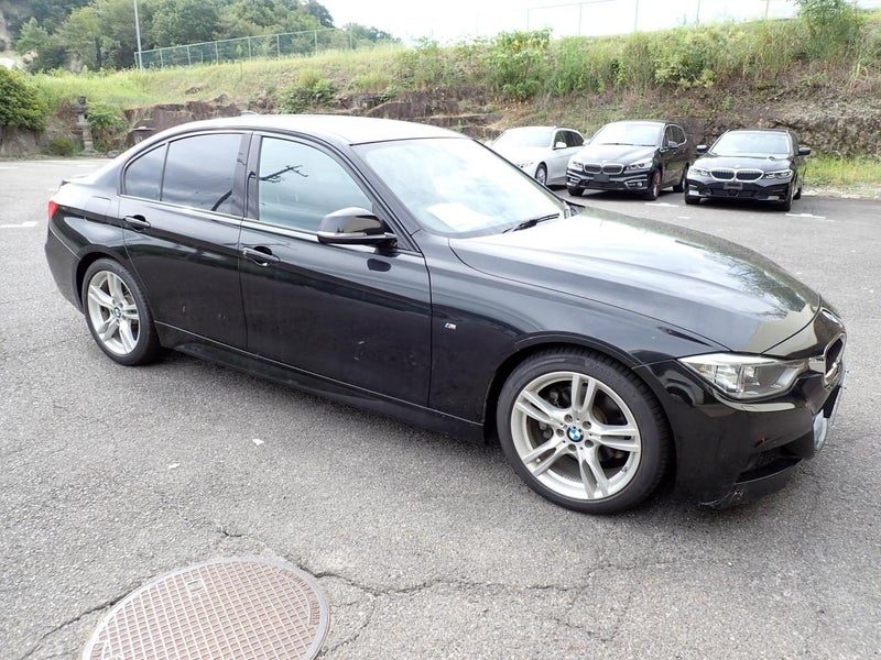 2015 BMW 320i M Sport Sedan - GENUINE LOW 40,000km, photo 2