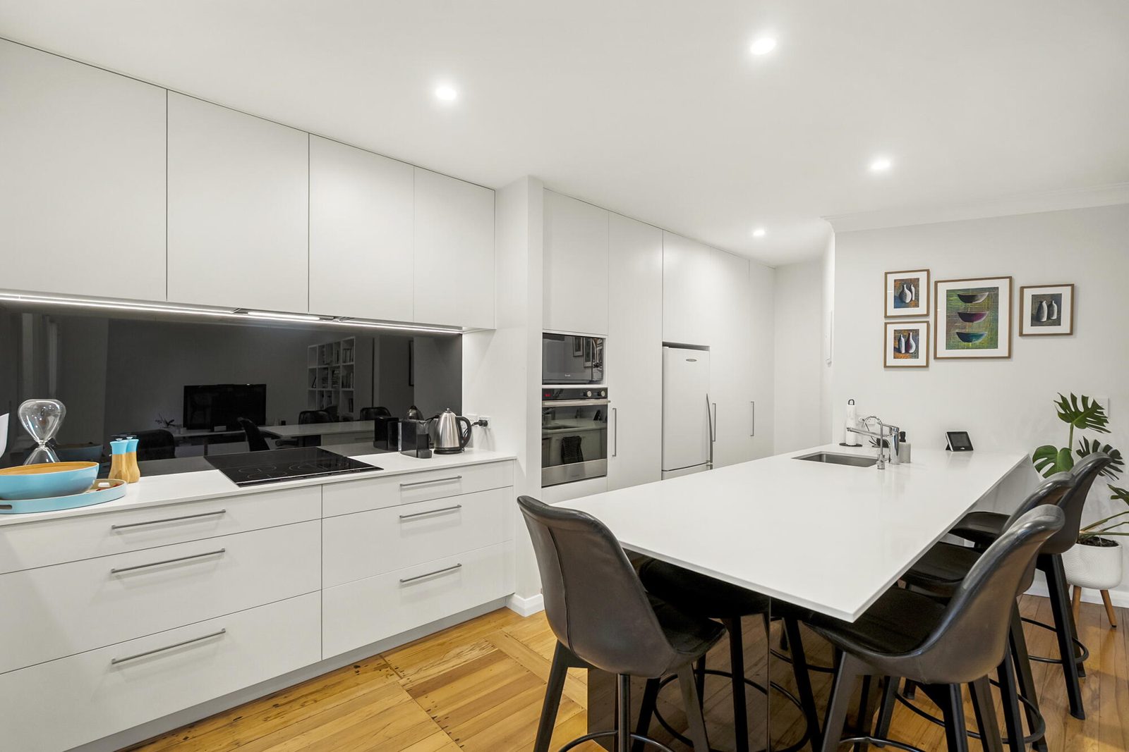 103 Warnock Street, Westmere, photo 4