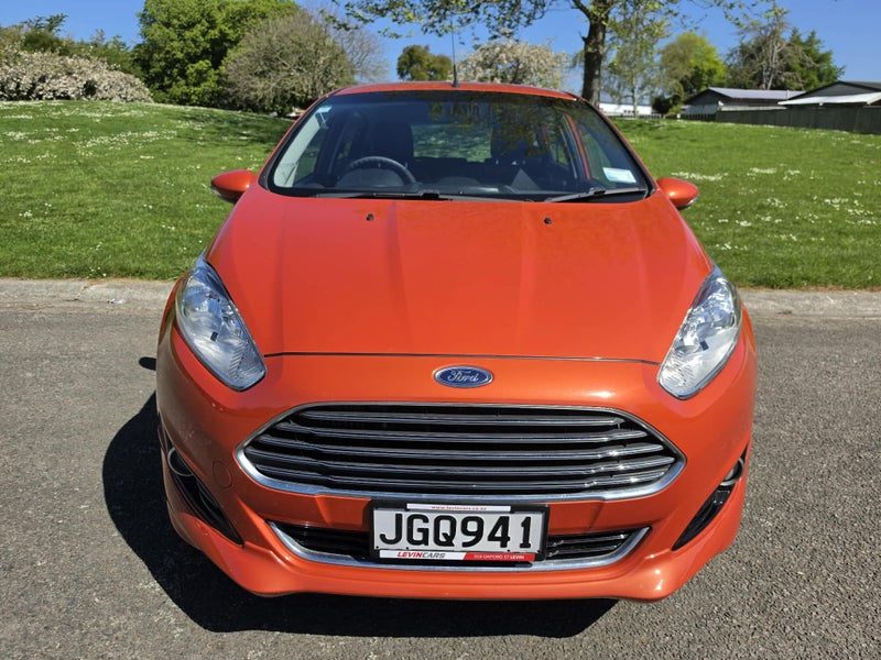 2015 Ford Fiesta Sport, photo 2