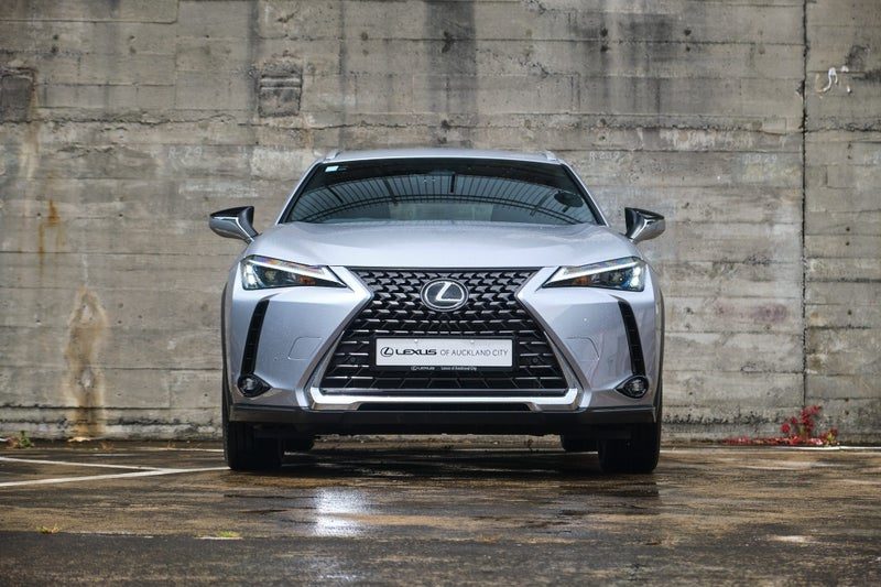 2026 Lexus UX 300h Premium, photo 2