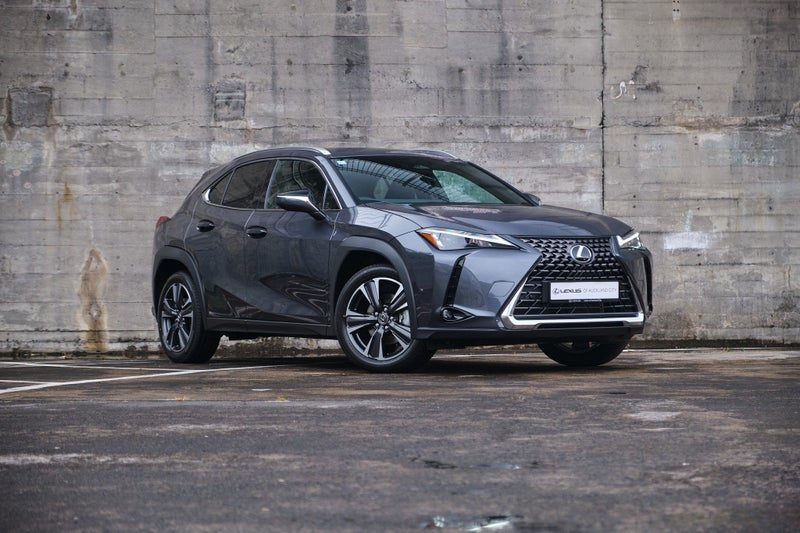 2026 Lexus UX 300h Premium