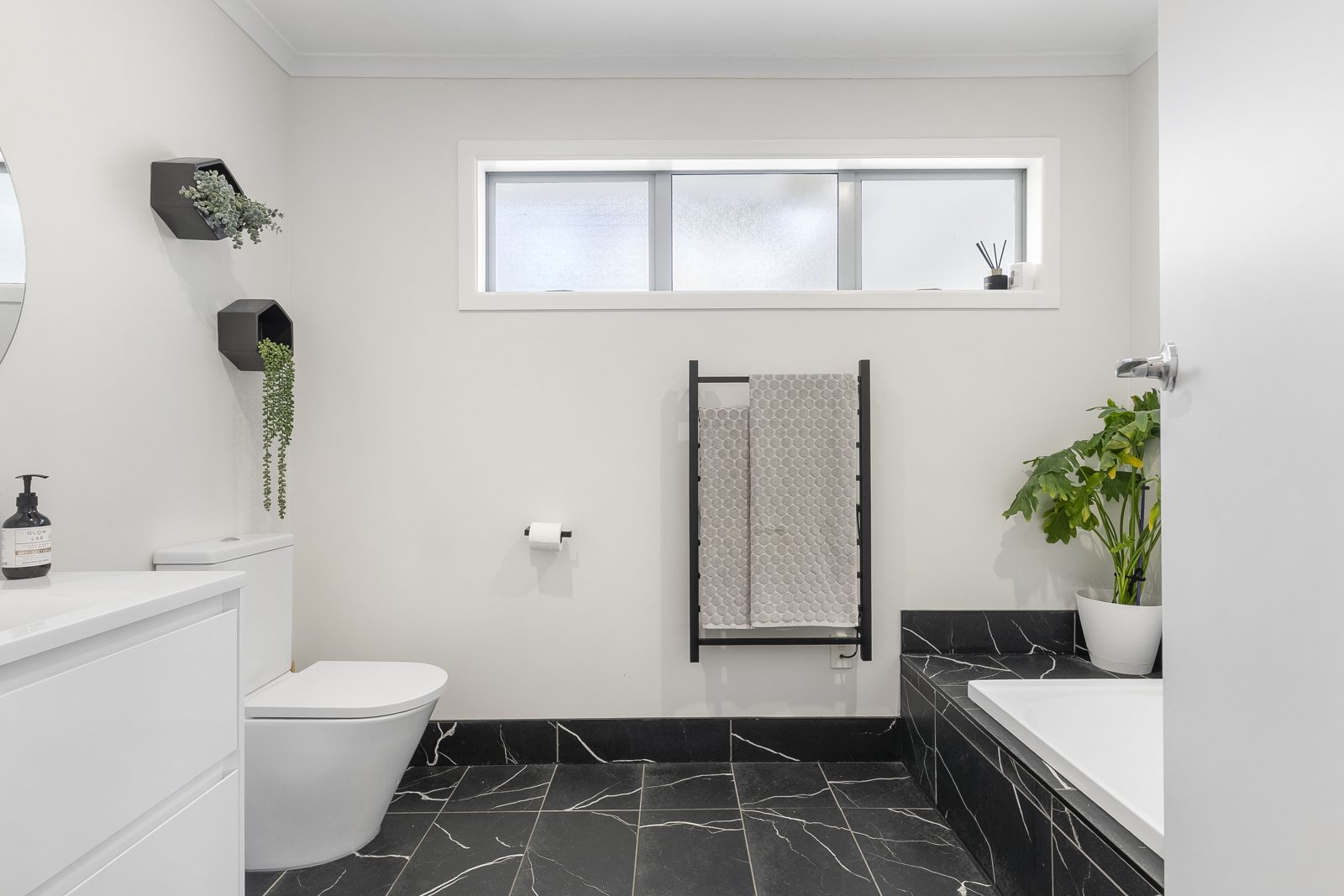 4 Braebank Lane, Te Atatu South, photo 19