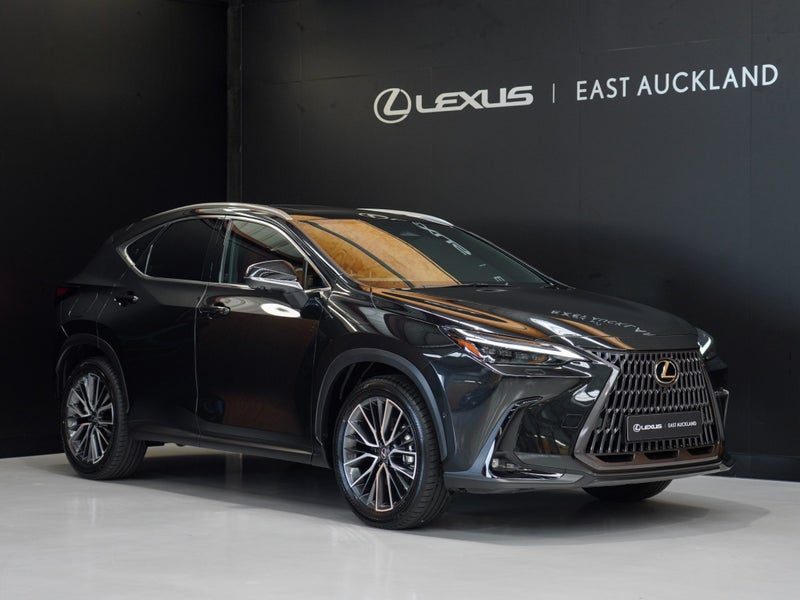2026 Lexus NX 450h+ Limited