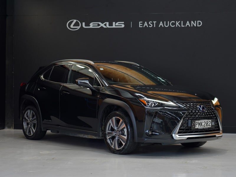 2022 Lexus UX 300e Limited BEV FWD SUV/5D/5S
