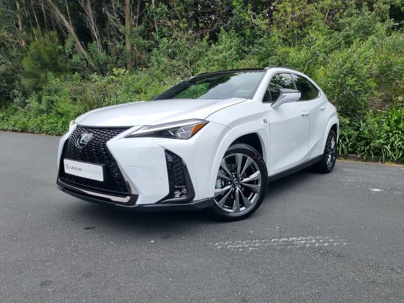 2026 Lexus UX 300h F Sport 2.0L Hybrid FWD SUV, photo 3