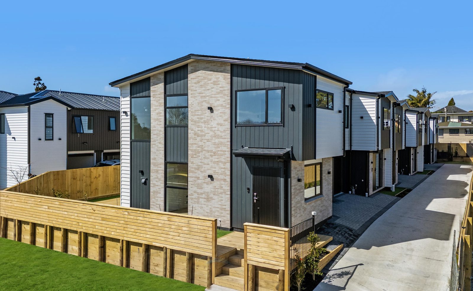 62 Mclean Avenue, Papatoetoe, photo 1