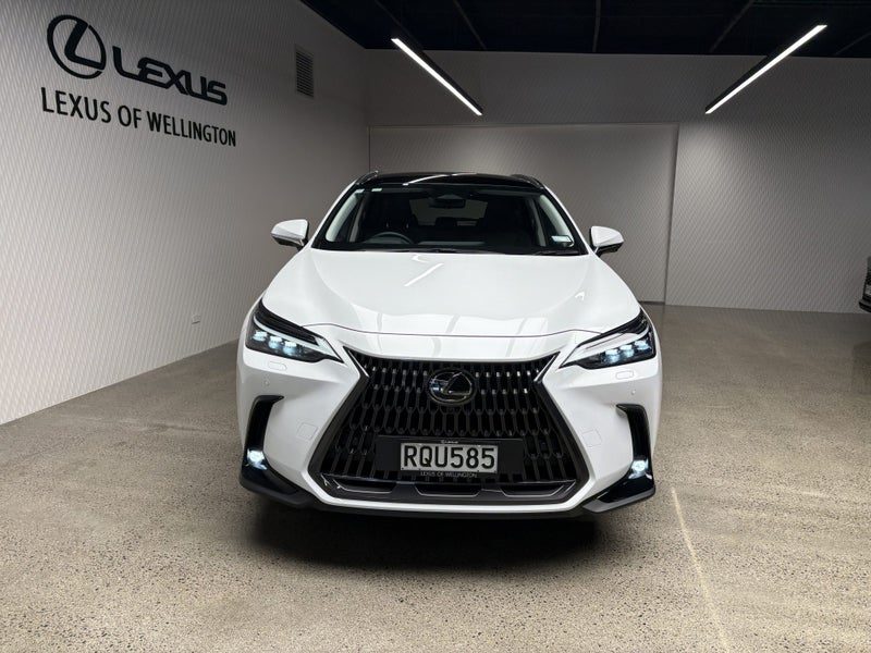 2026 Lexus NX 350h Limited, photo 3