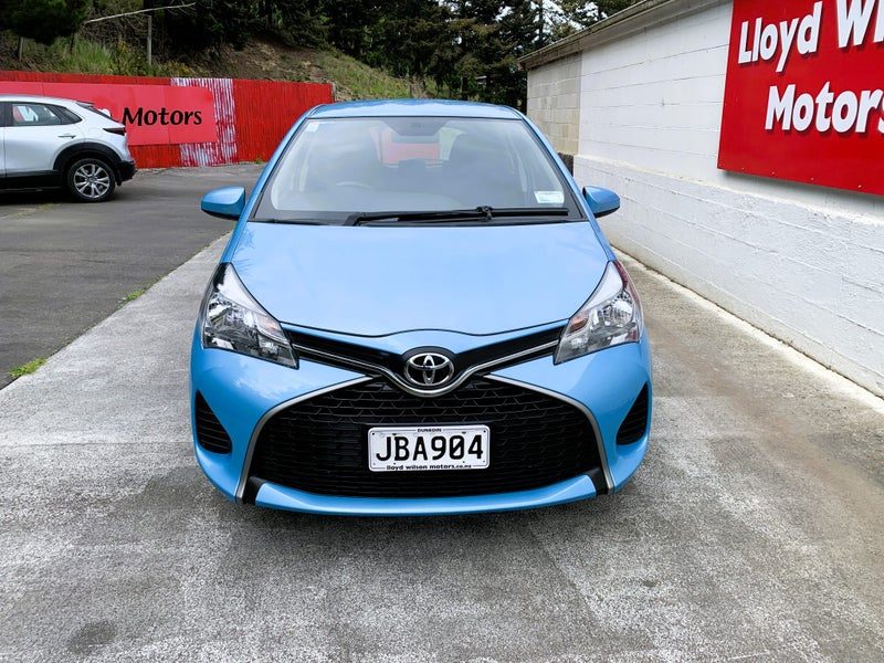 2015 Toyota Yaris GX, photo 2