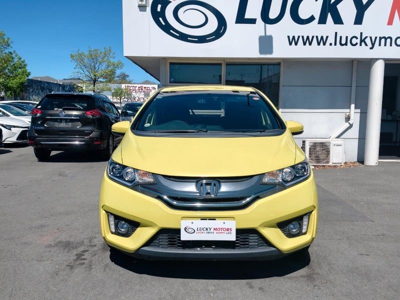 2013 Honda Fit HYBRID S PACKAGE, photo 2