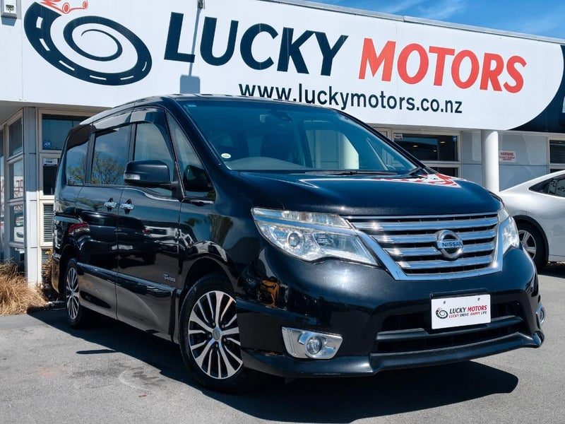 2015 Nissan Serena 8 Seater