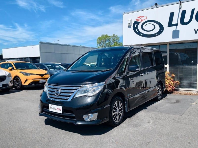 2015 Nissan Serena 8 Seater, photo 3