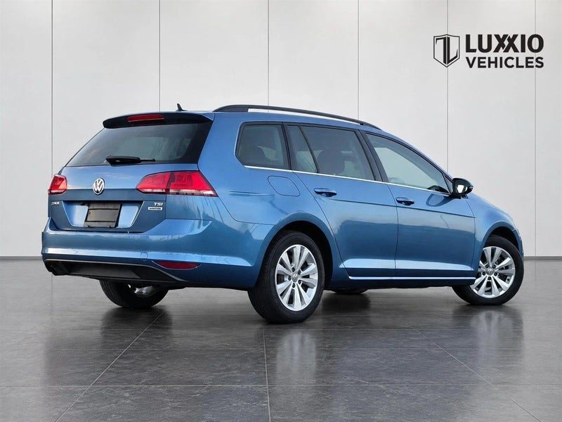 2015 Volkswagen Golf Wagon, photo 2