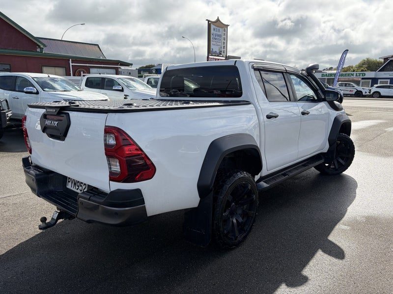 2023 Toyota Hilux SR 5 Cruiser, photo 3