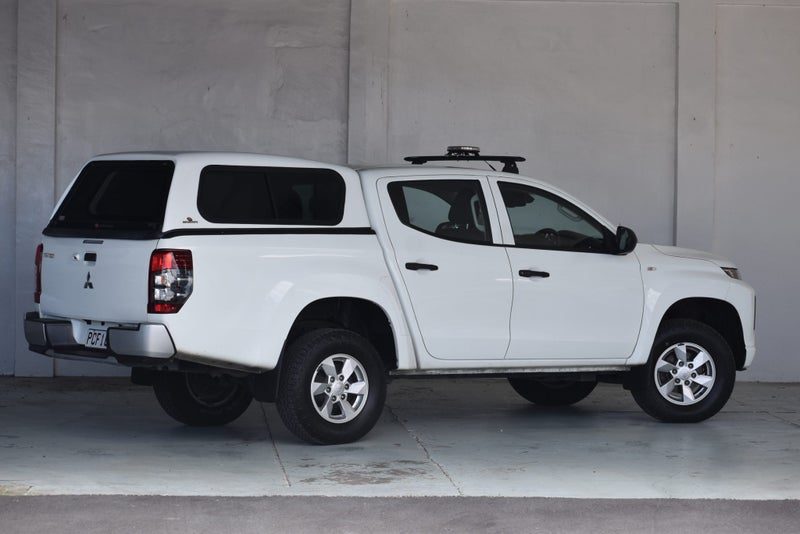 2022 Mitsubishi Triton Dc GLX 4WD 6At, photo 2