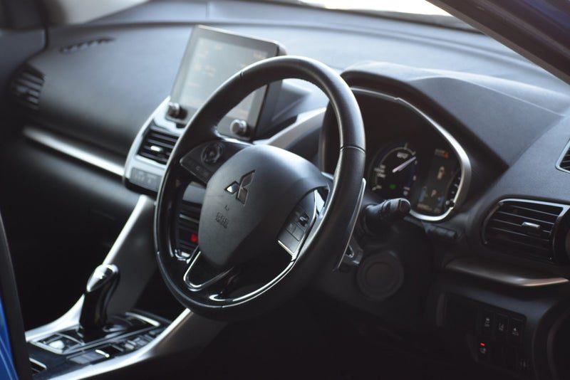 2022 Mitsubishi Eclipse Cross PHEV 4WD XLS, photo 2
