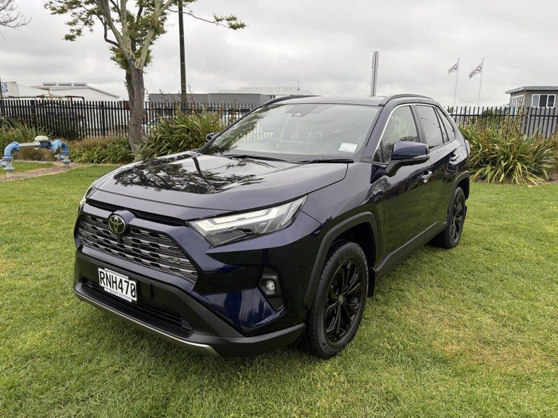 2025 Toyota RAV4 Limited, photo 3