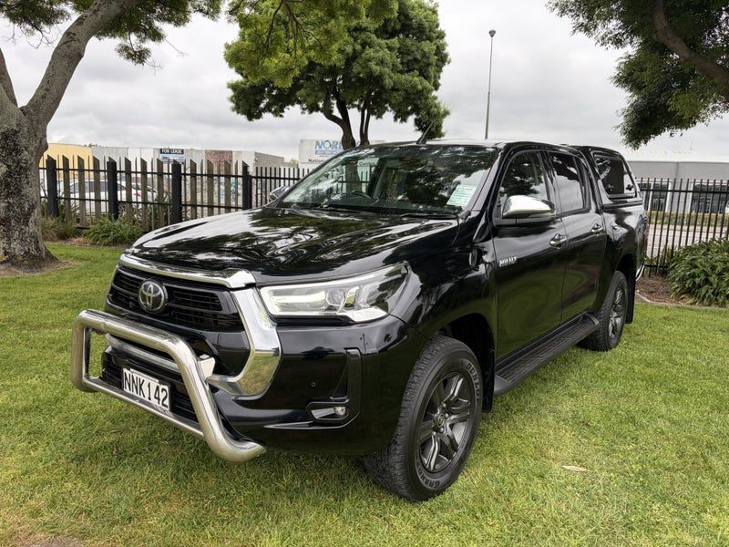 2021 Toyota Hilux SR5, photo 3