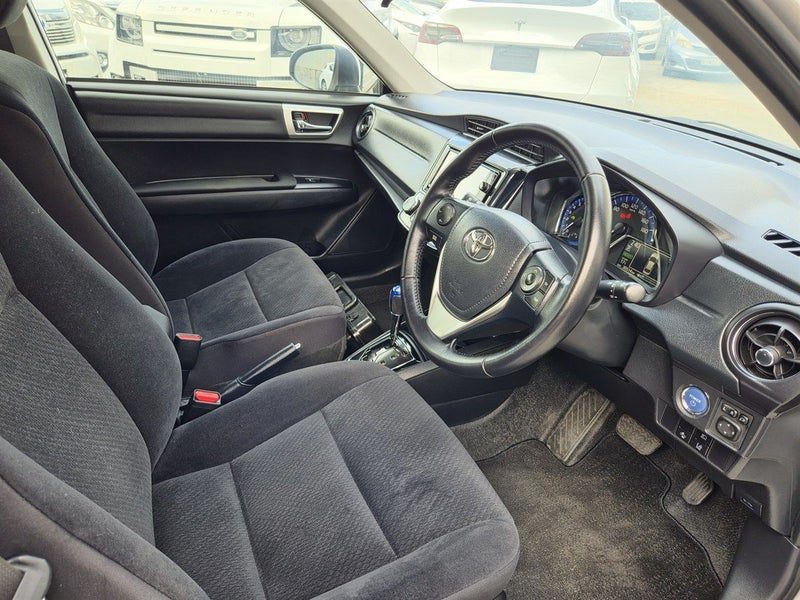2015 Toyota Corolla Axio, photo 3