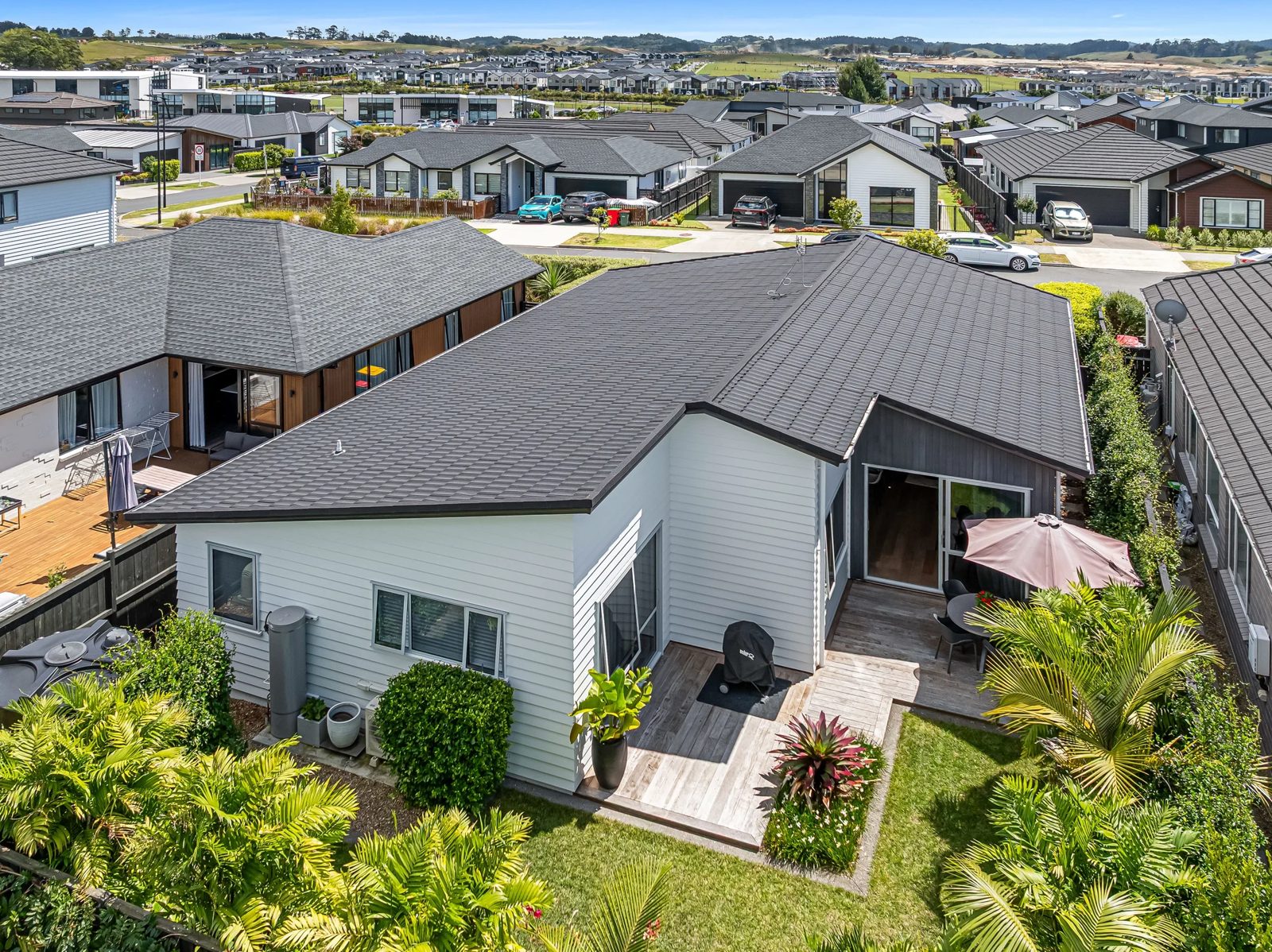 28 Edward Abell Street, Milldale, photo 1