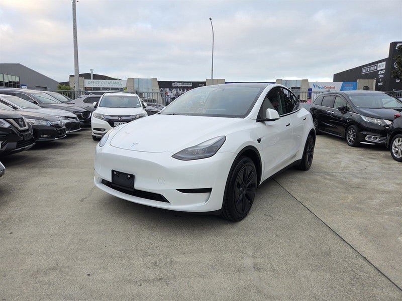 2024 Tesla Model Y Rear Wheel Drive