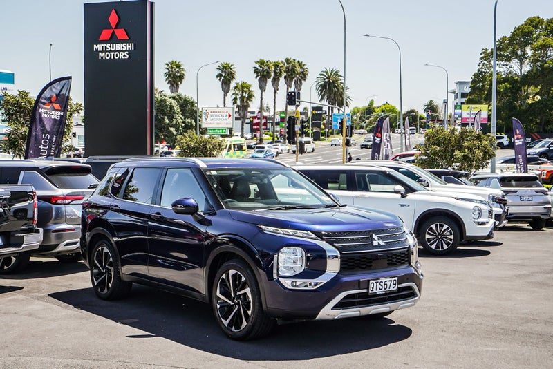 2024 Mitsubishi Outlander Xls 2.5p/4wd/cvt, photo 3