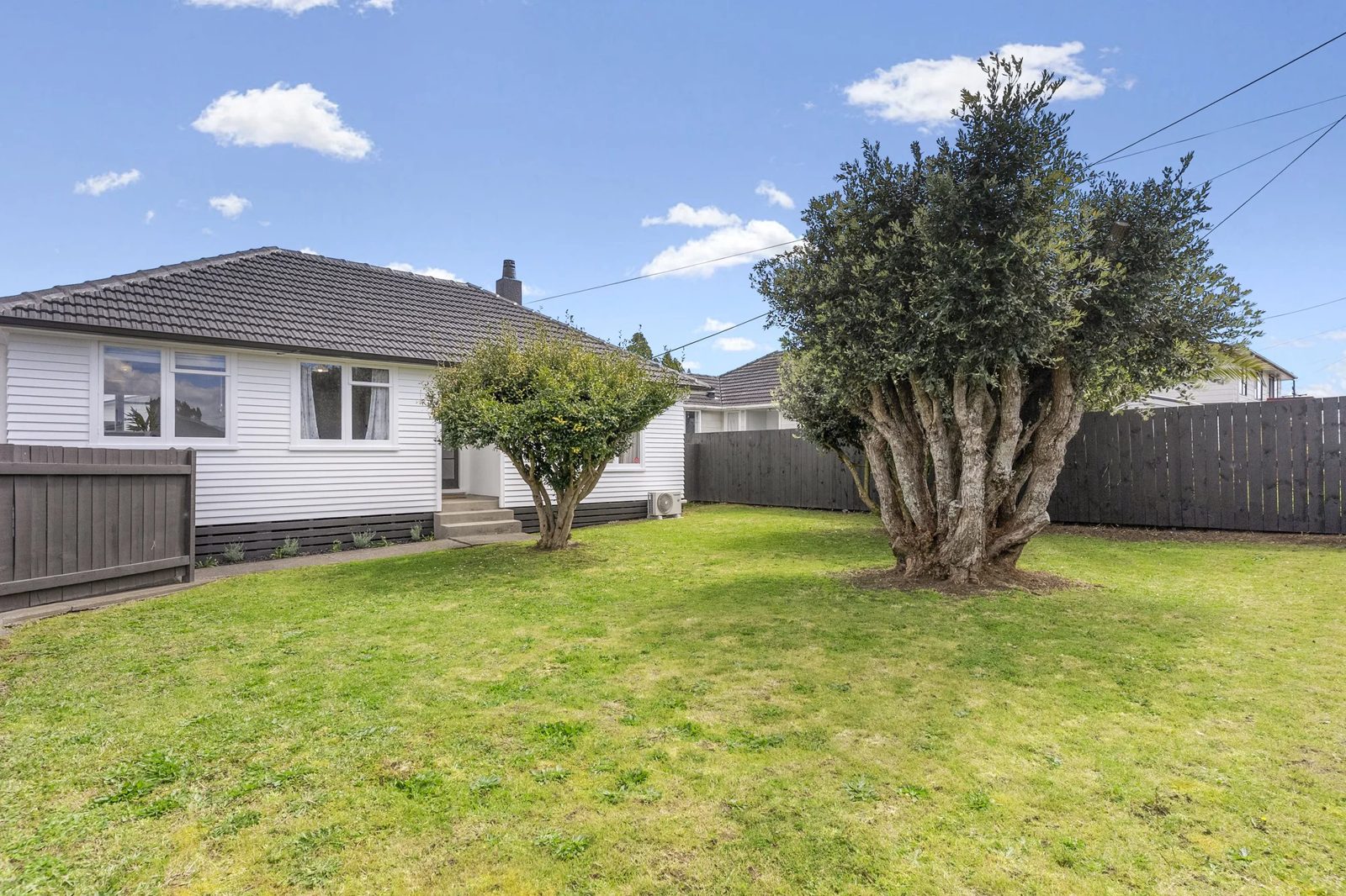 56 Kelwyn Road, Kelston, photo 12