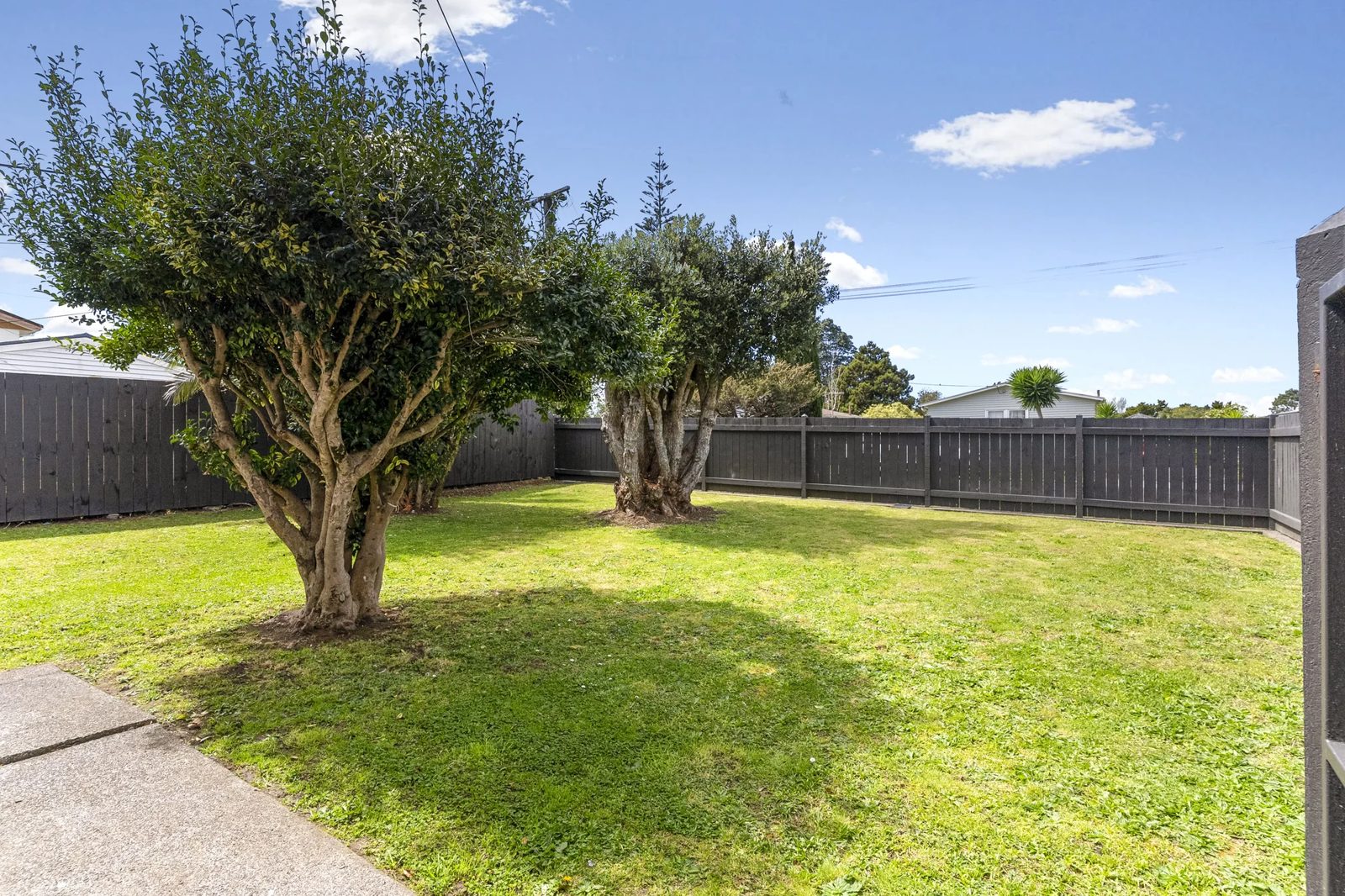 56 Kelwyn Road, Kelston, photo 13
