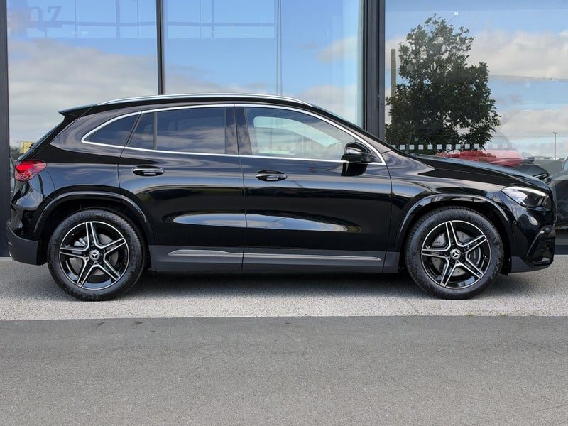 2026 Mercedes-Benz GLA 250 4MATIC SUV - NZ New, photo 3