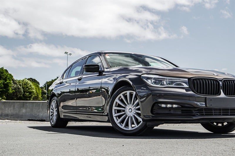 2016 BMW 740i LI TOP SPEC NEW SHAPE, photo 2