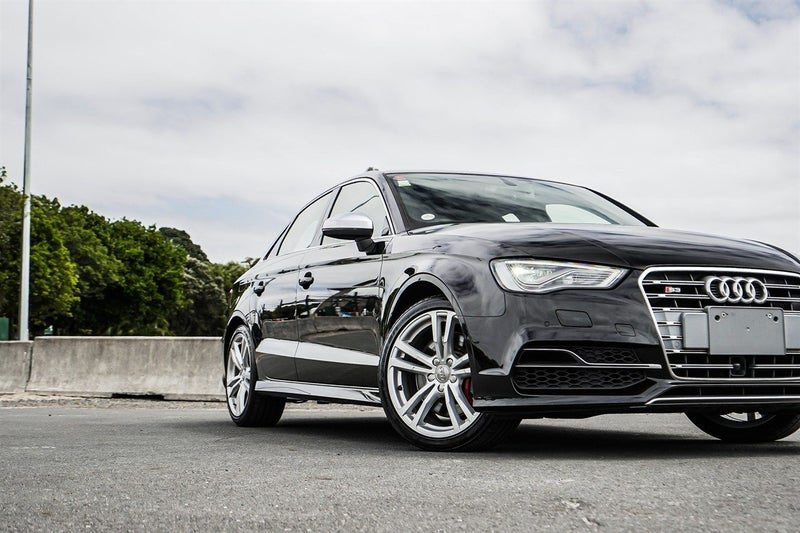 2015 Audi S3 Quattro Sedan, photo 2