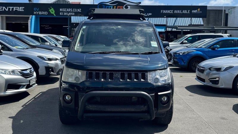 2013 Mitsubishi Delica 2.3L Diesel D:5 7 Seats, photo 3