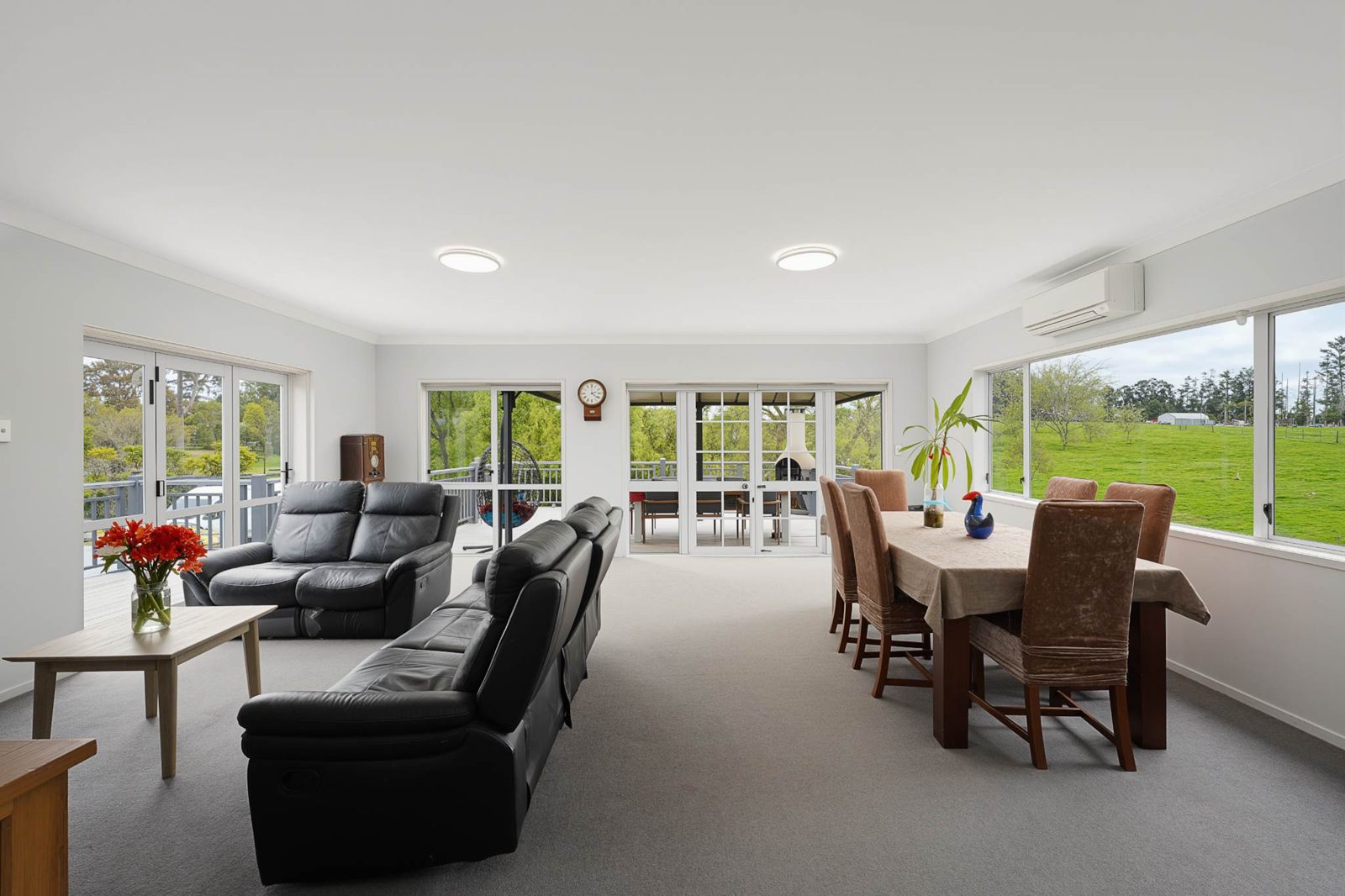 59 Moontide Road, Kumeu, photo 3