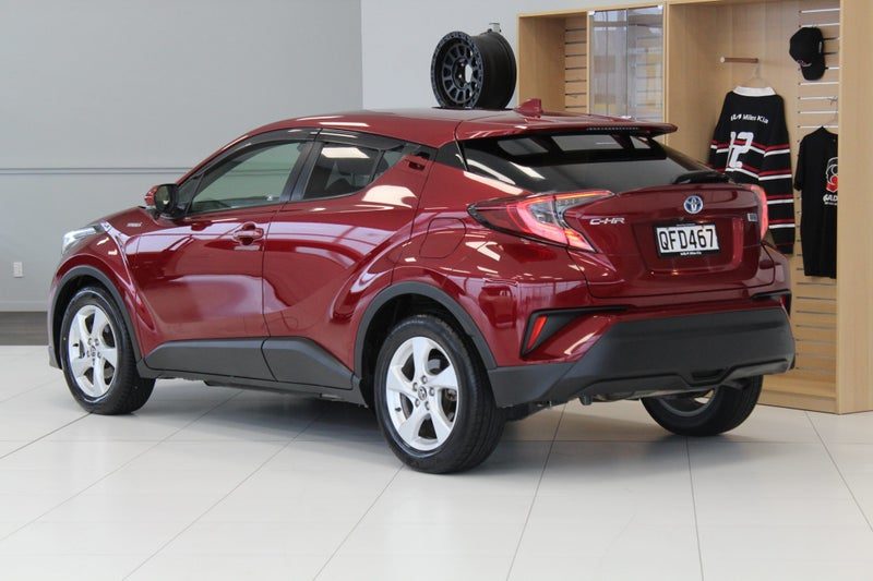 2018 Toyota C-HR S HEV, photo 2